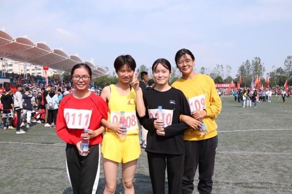 b2340f0d20884327862264e2acc1f255.jpg b2340f0d20884327862264e2acc1f255.jpg