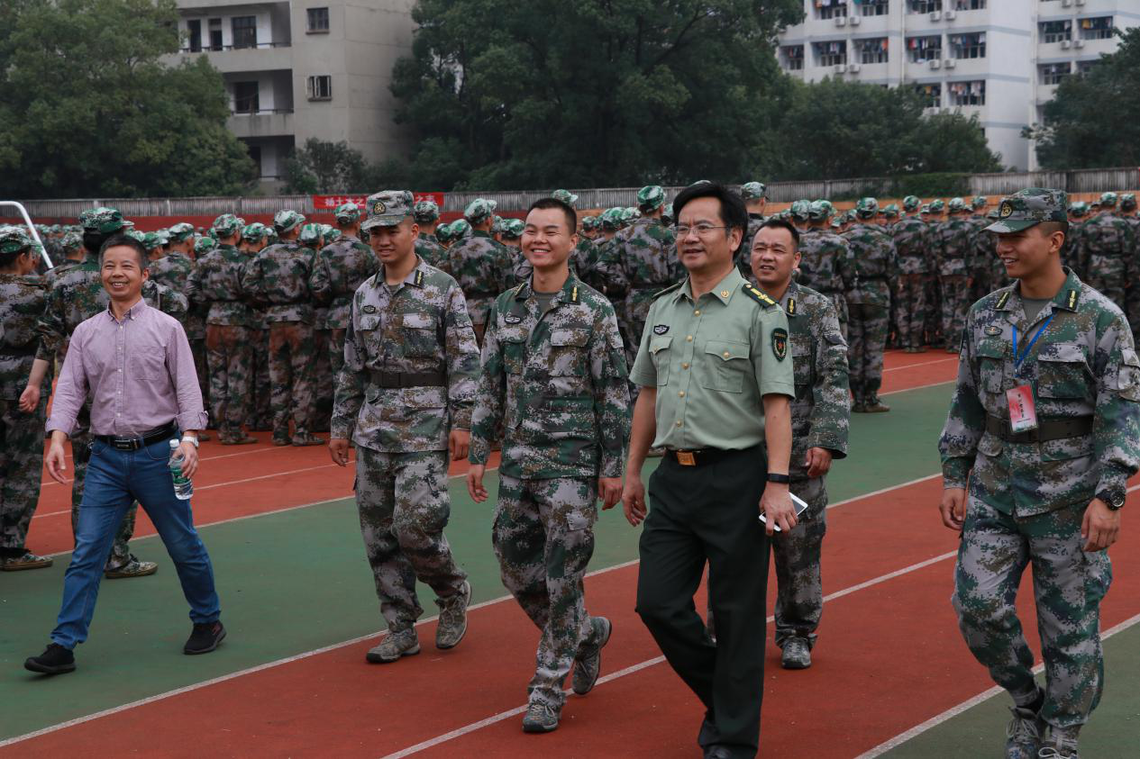 a1cf3a15eb0d4bbc960f9075a8a2d181.png 图片3.png