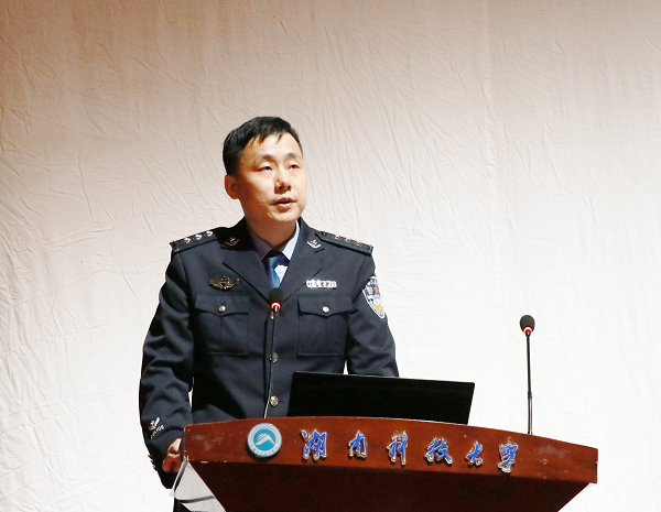 f0adb3830c3a4e7186f4b34b1a57af0b.png 图片2.png