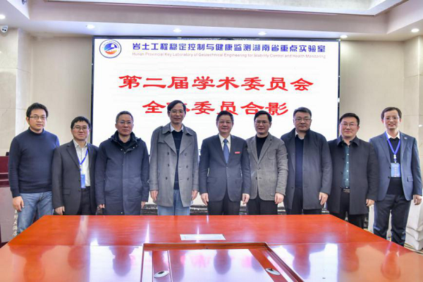 b85c567f9133411c82dfdf7a28f3414e.png 图片20.png