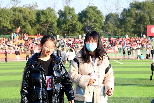 7b170178fe93412491c578653ab99903.jpg a.jpg